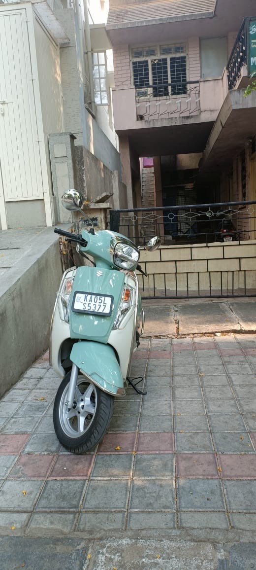 Faizankhan_07's tweet photo. My vehicle(Suzuki Access 125){KA 05LS5377)was stolen on(12/04/2025) 5:20 PM
I have already registered the complaint at SG Palya Police but, not able to get the FIR as not able file it, it's been 3days
Please help.
@blrcitytraffic @BlrCityPolice @CPBlr @Jointcptraffic @DCPSEBCP https://t.co/346IbNc51y