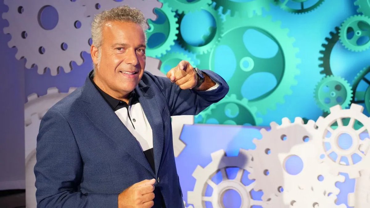 Dos30TV's tweet photo. 👏🏽 Muy buenos datos para 'Atrápame se podes' en el Access Prime Time gallego con un 9.7% de share y 71.000 espectadores

🏃Supera los 100.000 espectadores únicos, plusvalías del +43.1% y enorme fidelidad del 67.7%

#QueVivaLaTele #Audiencias https://t.co/gSHItAHRIV
