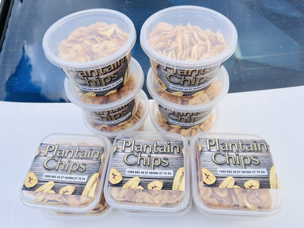 Temwahnani's tweet photo. Crispy plantain chips and fresh plantains for sale!! 
K5000 for the big containers 
K3000 for the small containers
K800 for each fresh plantain
📍Blantyre Chinyonga but we also send wherever you are. Call or WhatsApp 0994277694 https://t.co/bwoxOeNWog