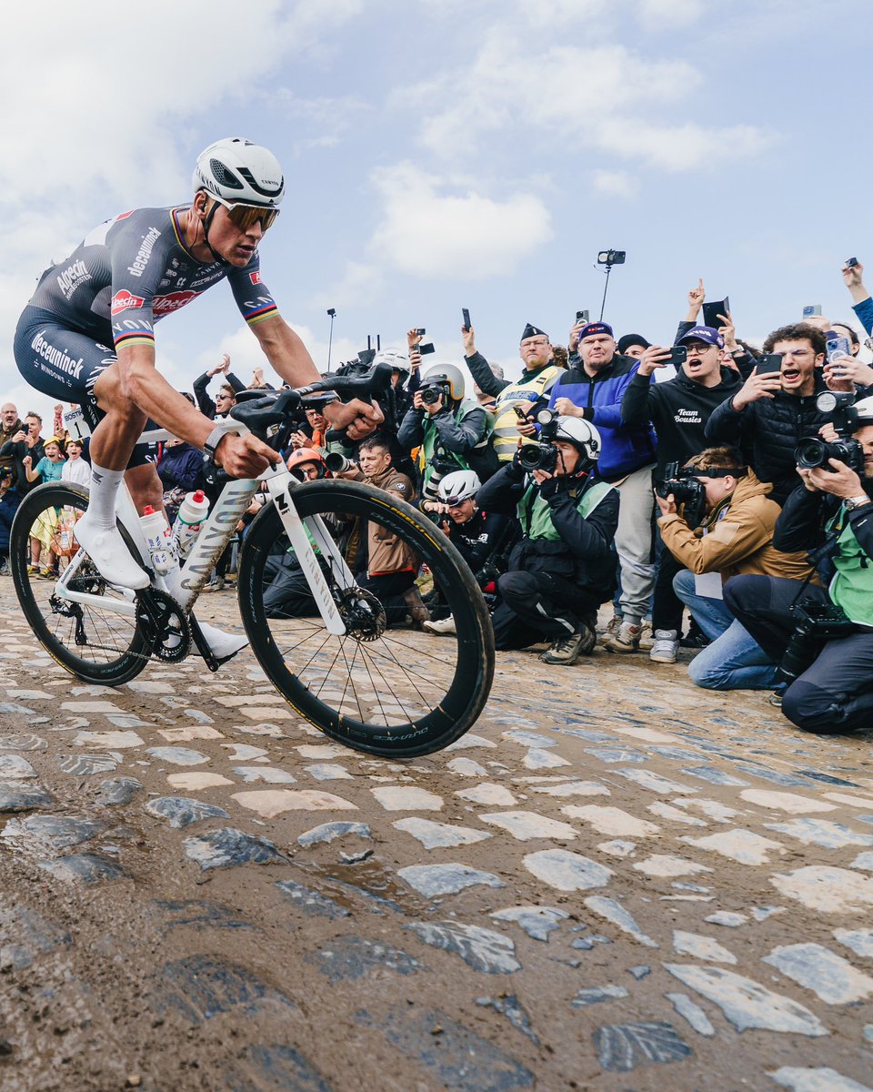 ɢᴀᴇ̈ᴛᴀɴ ғʟᴀᴍᴍᴇ tweet media