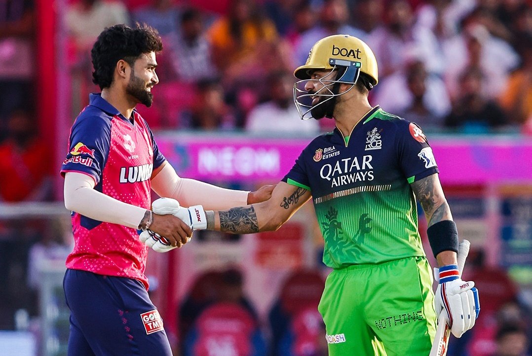 CricCrazyJohns's tweet photo. Kumar Karthikeya said "When Salt hit a Six, Virat bhaiya shouted 'Come on' - at which I looked at him & he looked at me but when I got Salt's wicket, I put my hands up & I said 'Come on' & that's when he turned & looked at me. I told him I am not saying anything to you later he shook my hand & said 'Well bowled'". (Smiles)