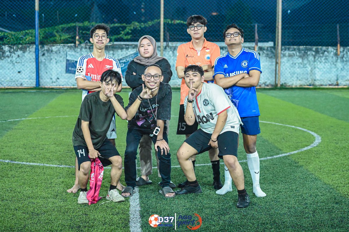 JLR_48's tweet photo. Jangan Lupa Olahraga @L_MarshaJKT48 🥰🤏🏼
#KuSangatSuka #BismillahKarina #MakinCintaMarsha #MOSport #RunMarshaRun #JLRCayankMarsha https://t.co/4qYVtLIHU3