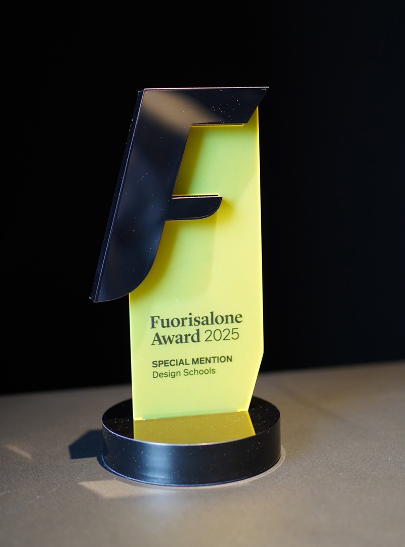 lexus_jpn's tweet image. 「#ミラノデザインウィーク 2025」のインスタレーション『A-Un』が、Fuorisalone Award 2025の1,060作品中トップ12に選出され、一般投票で2位となりました。
「Design Schools Special Mention(デザイン学校による特別賞)」も受賞しました。 
⇒global.toyota/jp/newsroom/le…

#LEXUS #MilanDesignWeek