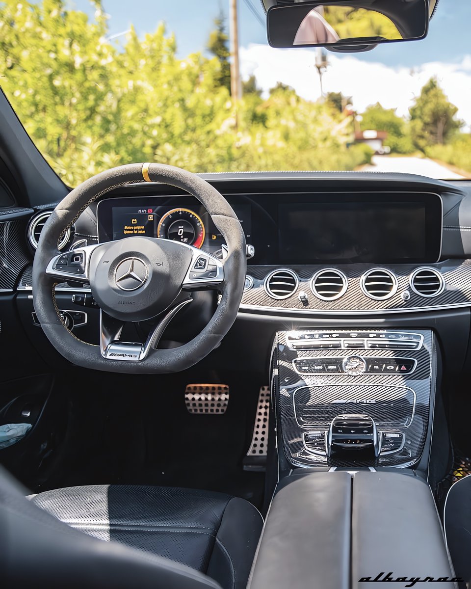albayrac's tweet photo. 2018 Mercedes-AMG E63 S "Seramik Fren". 154.172 km. Istanbul stoklarımızda. Detaylar için https://t.co/nPyo01vRLM!
.
#MercedesAMG #E63S #Albayrac #TailorMadeAutomobiles https://t.co/TAqFgcrevR