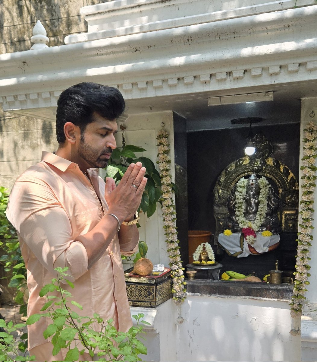 arunvijayno1's tweet image. அனைவருக்கும் என் இனிய தமிழ் புத்தாண்டு நல்வாழ்த்துக்கள்!! எண்ணற்ற மகிழ்ச்சியும் அளவில்லா செல்வமும் உங்கள் வாழ்வில் பெருகட்டும்..❤️