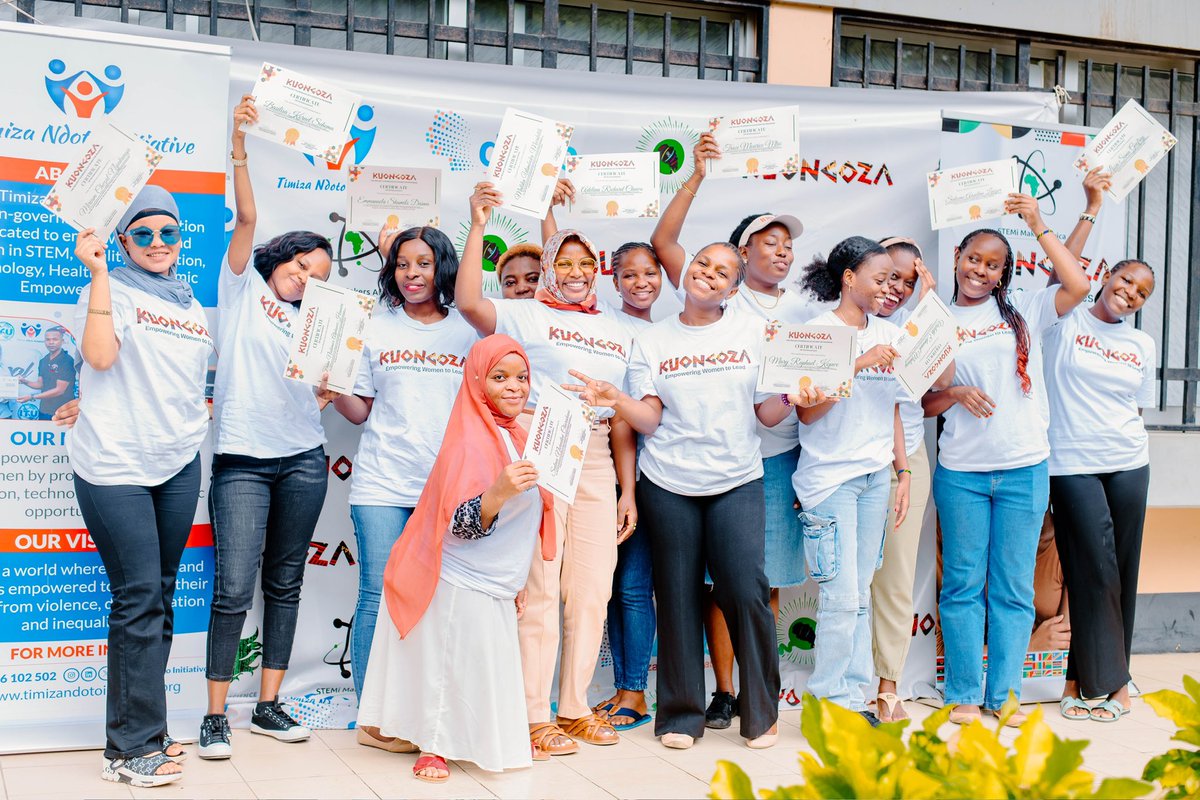 NdotoTimiza's tweet photo. Tumekamilisha siku 5 za mafunzo. Wanawake wajasiriamali wamejifunza masoko ya kidijitali, namna ya kusimamia biashara zao, kuandika business plan lakini pia namna ya kufanya biashara zao kidijitali. Tunawapongeza washiriki wetu kwa kumaliza program.

#ProjectKuongozaTz2024 https://t.co/kQDtQ7n9w9