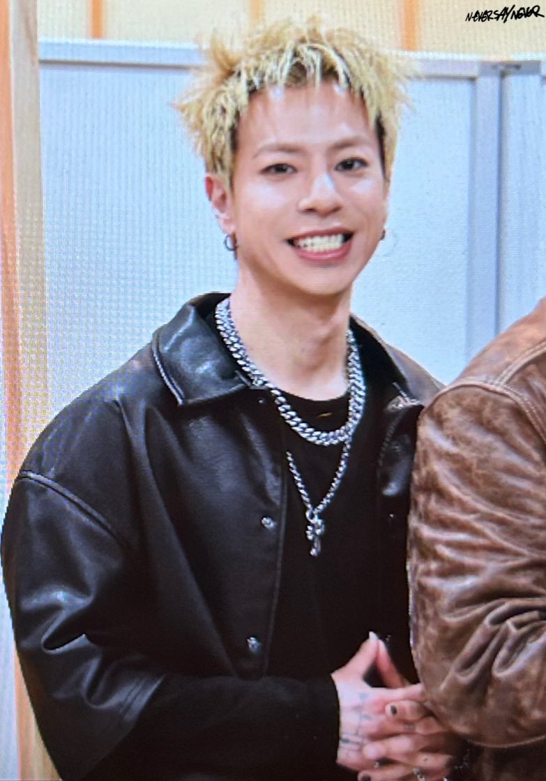 NsN_Alex9097's tweet photo. 250413 HIGH4 WAVE 2025 JAPAN LIVE in TOKYO K-stage O! 1부 preview💛 #LXX #Alex #알렉스 #HIGH4WAVE #HIGH4 #하이포
@_imlxx https://t.co/gwvOwOFm3E