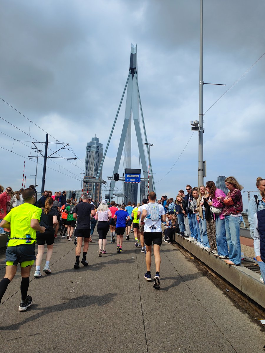 Simon | UnlockThePicture tweet media