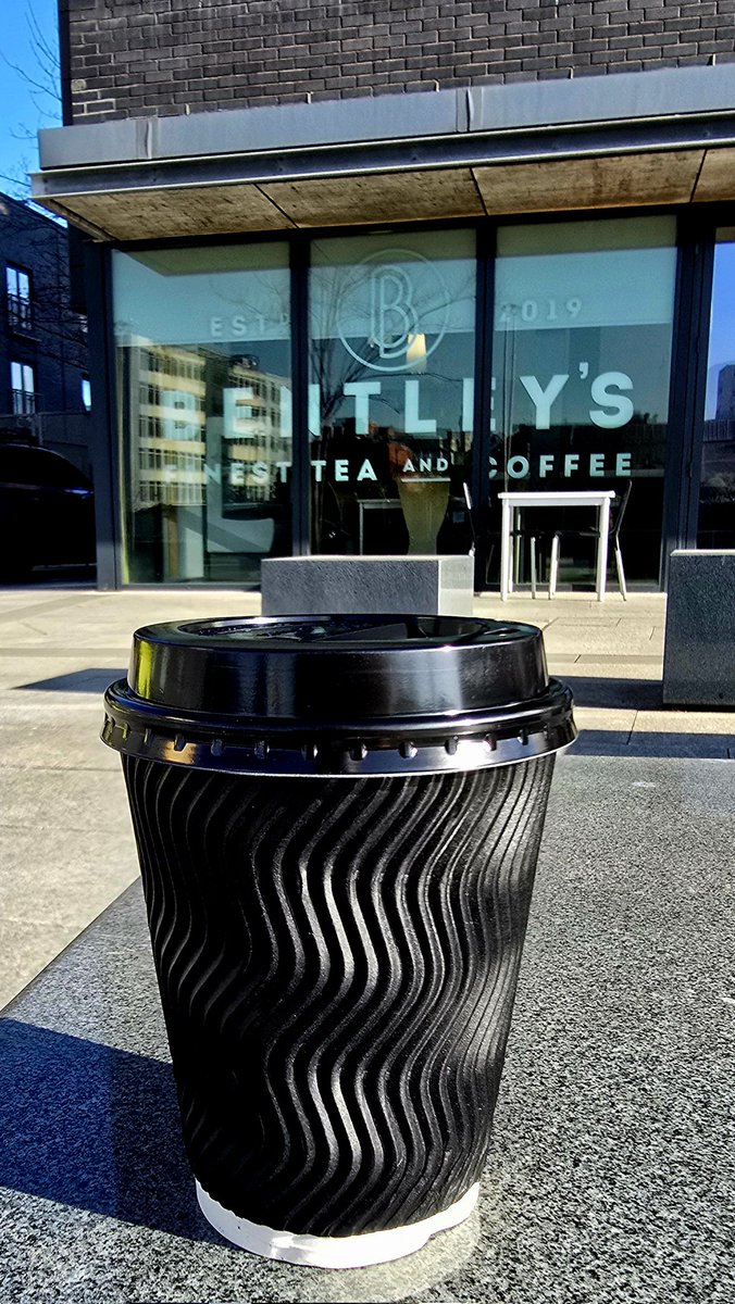 Happy Monday 🌞

Don't forget that all our drinks are available to take away to enjoy wherever you may be going ☕️