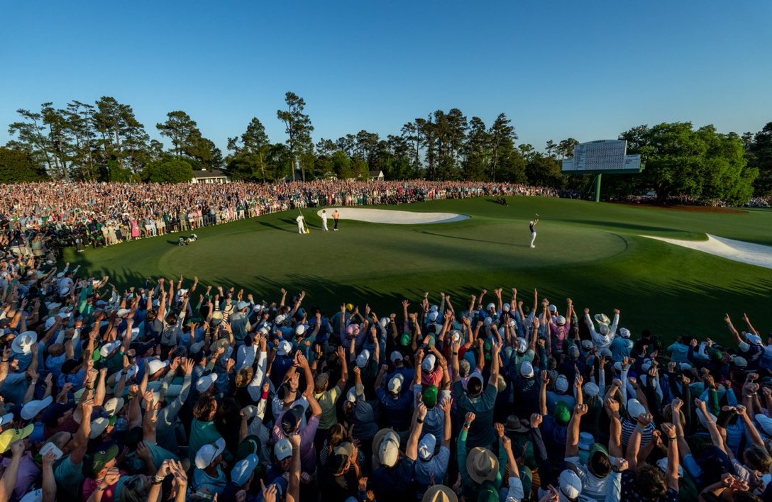 ajtwaits's tweet photo. This is without question the most enthralling final round of a Masters I’ve ever experienced.

Perhaps any round of golf at any major tournament.

In fact it’s hard to think of any other sporting contest that tops it - for me at least. https://t.co/PBS4r10l8t