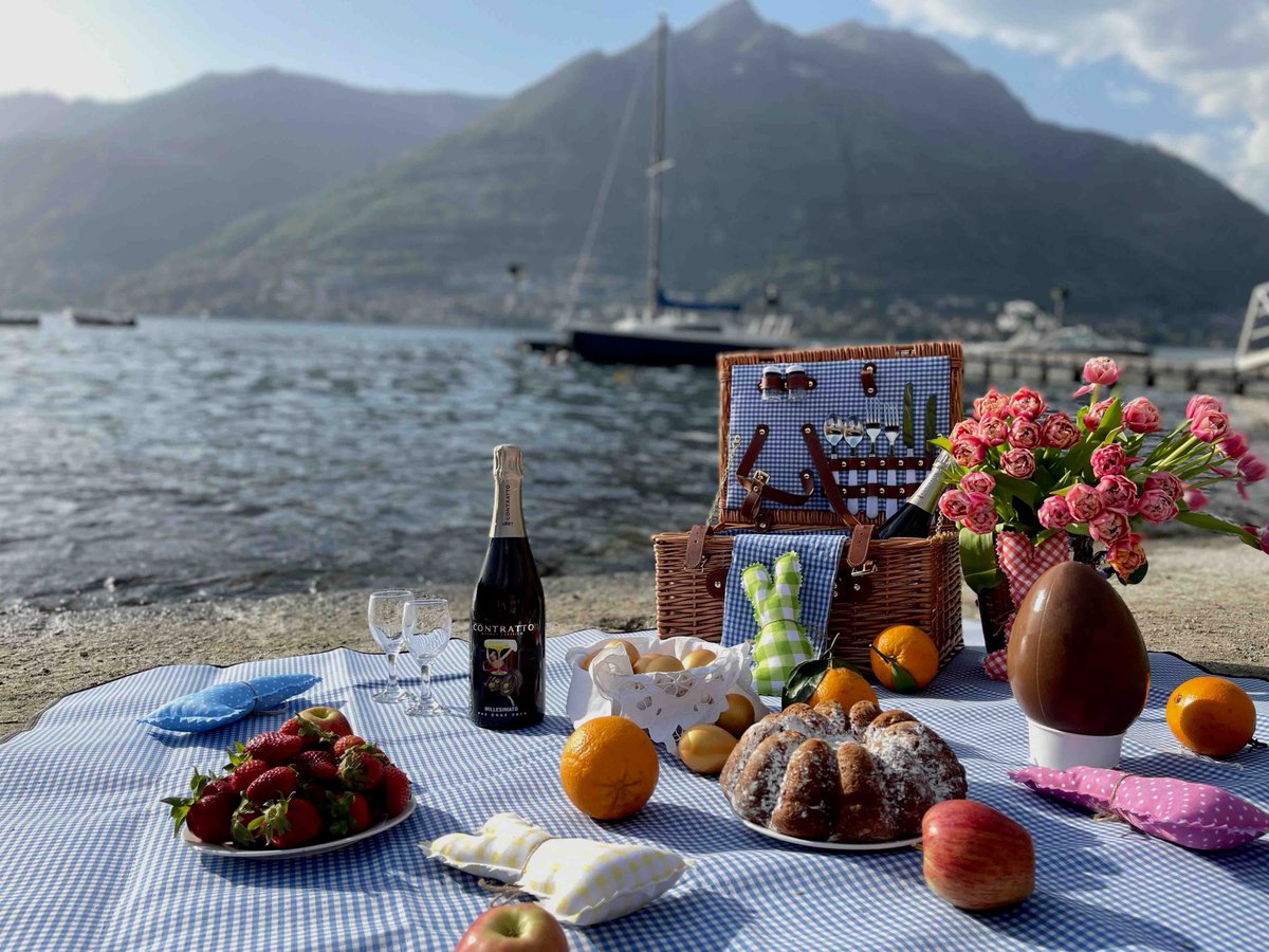 comolake_today's tweet photo. 🐣  Easter on Lake Como offers a charming mix of Italian traditions, scenic beauty, and exciting events that make this picturesque destination even more special during the spring season: https://t.co/UIQJS9jisq 

#comolaketoday #lakecomo #easter https://t.co/mydSnAQ6zt