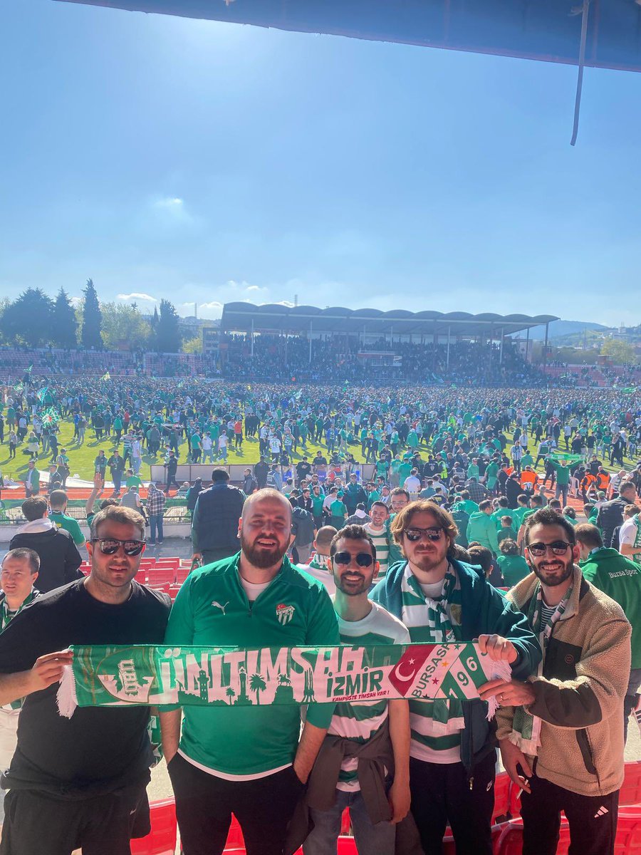 kara günler başladığı zaman beraberdik güzel günlerin başlangıç anında gene beraberiz en çok biz üzüldük en çok biz sevineceğiz