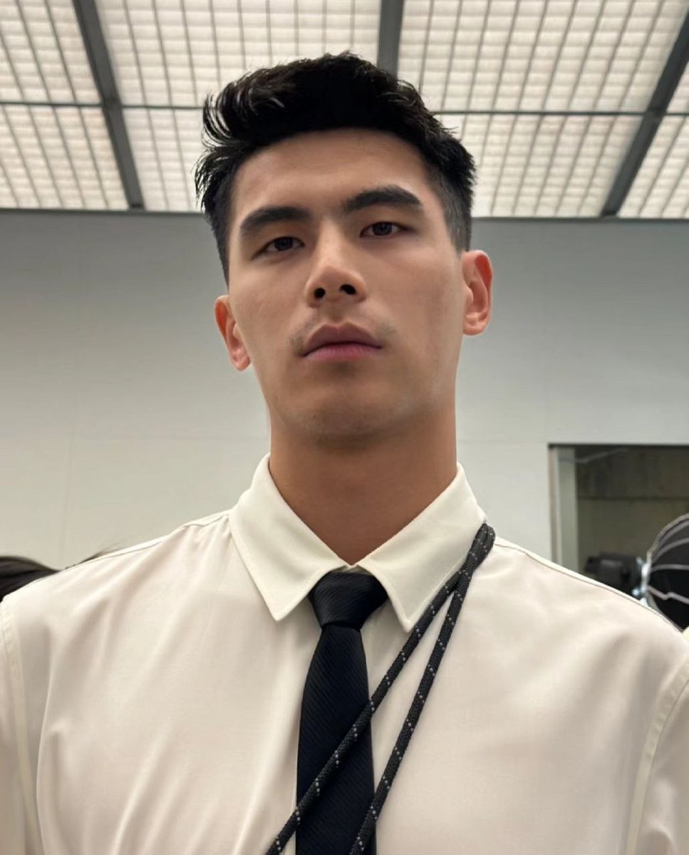 188直男叔叔免费看 tweet media