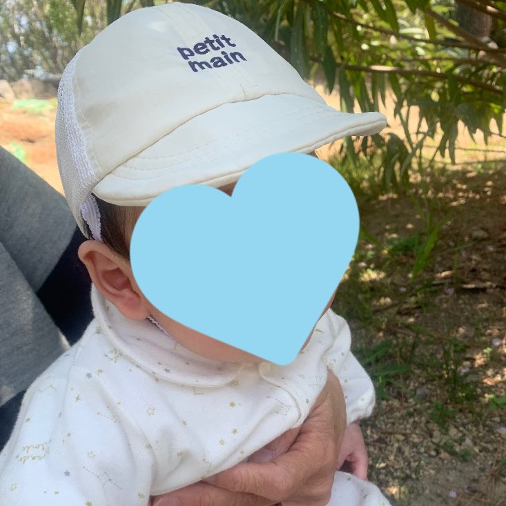 キャップ🧢かぶると一気に男の子感でてかわいすぎ🤤🩵4ヶ月でかぶれるサイズのキャップがなかなかなくてやっと発見☺️まだ少し大きいけど今年の夏たくさん使うぞっ🫶💕💕💕
