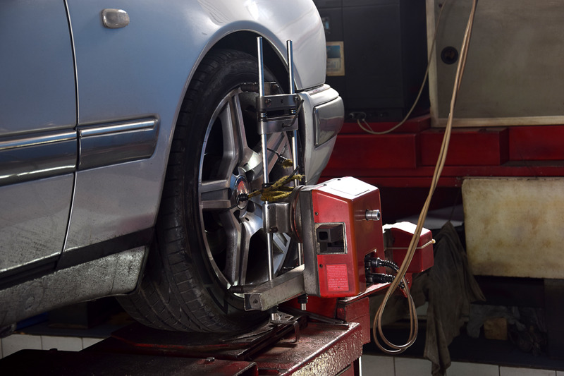 elite_wheel's tweet image. At an #alignmentcheck, the car’s #suspension #geometrysettings will be measured against the vehicle manufacturer’s recommendations, and if found to be outside the recommendations, some adjustment work may be necessary to return the vehicle to its original settings.