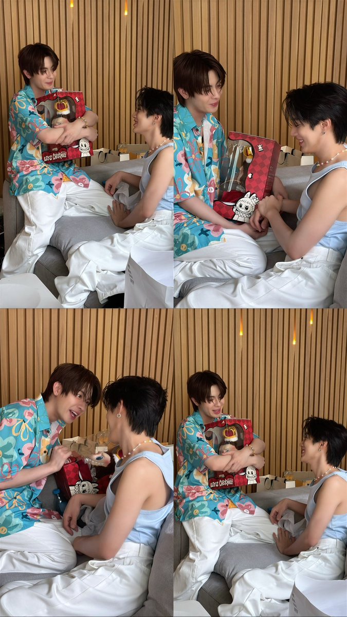 กรี๊ดดดดดดด ของขวัญซิงเกิ้ลแรก Firstlove
#เติ้ลเฟิร์สวัน 
#TleFirstone