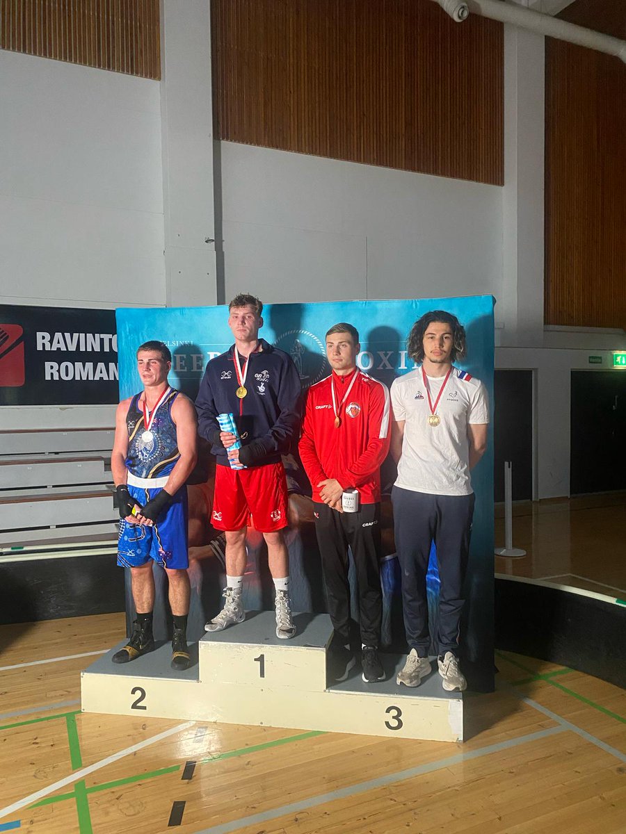 KamelHasniCoach's tweet photo. 🇫🇮 Tournoi international GEE BEE en Finlande

Des combats disputés et une belle expérience emmagasinée pour nos jeunes bleus. 👊🇫🇷

#Boxe #Performance #FFBoxe #Boxing #EquipedeFrance #France https://t.co/sYYBbWLrnm