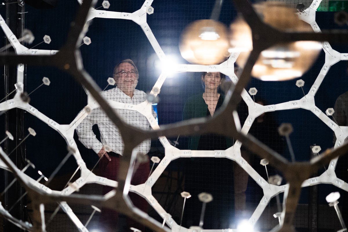 Uni of Nottingham Press Office (@uonpressoffice) on Twitter photo Today is #WorldQuantumDay and scientists from <a href="/UoN_Physics/">UoN Physics & Astronomy</a> <a href="/UoNMaths/">Nottingham Maths</a> are at the forefront of quantum research. The exciting Cosmic Titans exhibition at <a href="/LakesideArts/">Lakeside Arts</a> is currently bringing this area of science to life and is on until 27 April
Read more: ow.ly/m3AZ50VySOn Today is #WorldQuantumDay and scientists from <a href="/UoN_Physics/">UoN Physics & Astronomy</a> <a href="/UoNMaths/">Nottingham Maths</a> are at the forefront of quantum research. The exciting Cosmic Titans exhibition at <a href="/LakesideArts/">Lakeside Arts</a> is currently bringing this area of science to life and is on until 27 April
Read more: ow.ly/m3AZ50VySOn
