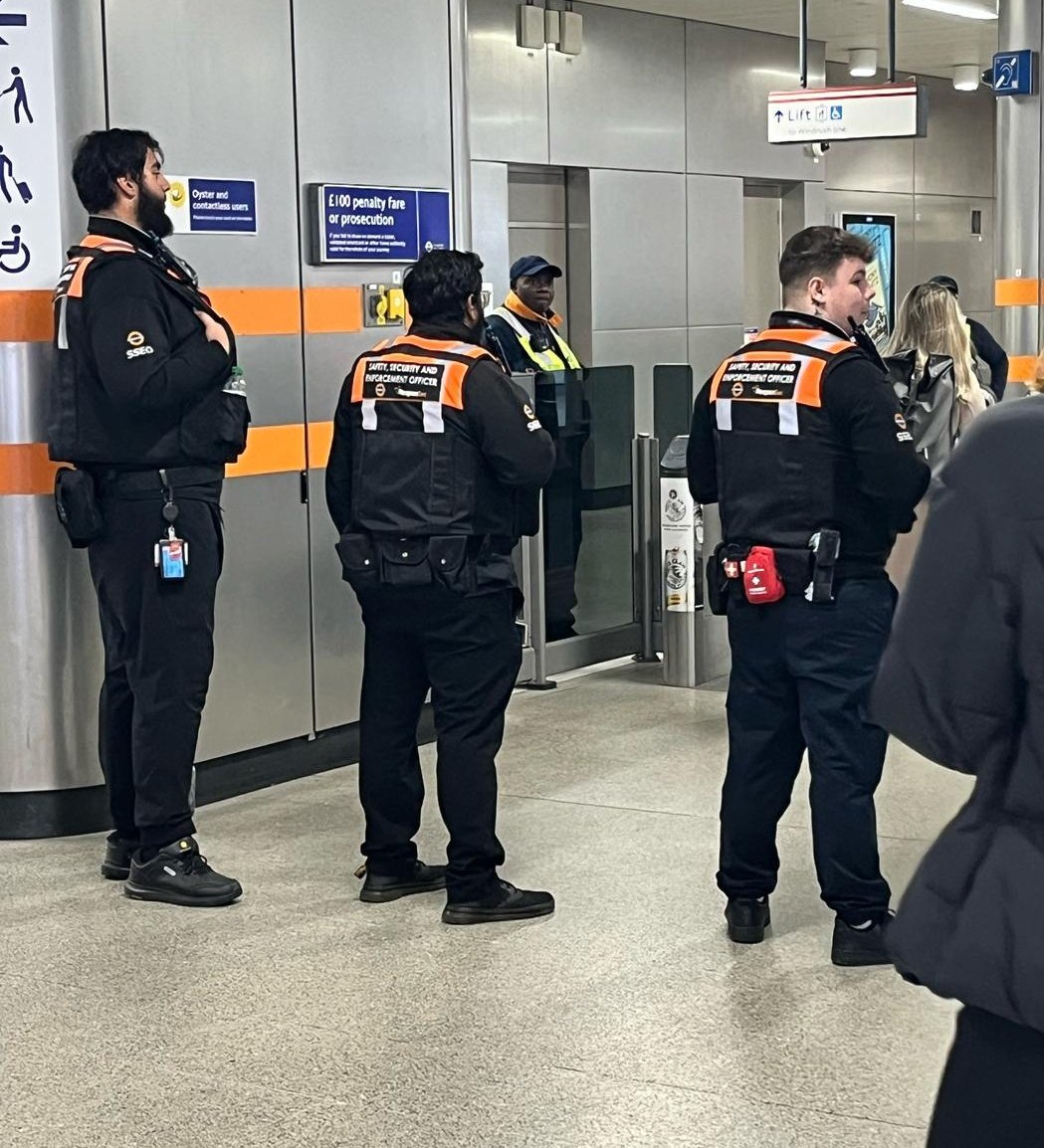 Lewis Hurst 🌹 tweet media