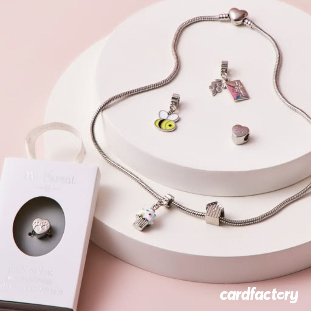BrittenCentre's tweet photo. Give the gift of memories that last a lifetime 💖k
Our beautiful charm bracelet and necklace collection is the perfect way to celebrate special moments and treasured connections. Card Factory https://t.co/nfrcUF110A