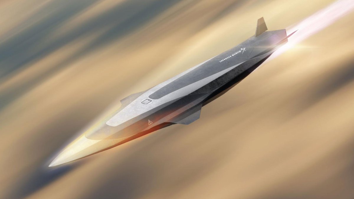 instinct_iron's tweet photo. 🚨 The U.S. Navy has cancelled its Hypersonic Air-Launched Offensive Anti-Surface Warfare (HALO) missile program due to budget constraints and industrial challenges. This marks a significant shift in priorities as they reassess requirements focusing on affordability amidst advancing threats from competitors like Russia and China. 

Their commitment to enhancing Long Range Fires capabilities now leans towards the AGM-158C LRASM, ensuring the U.S. remains operationally relevant. Future strategies for an affordable hypersonic solution remain uncertain. 

#MilitaryNews #HypersonicWeapons