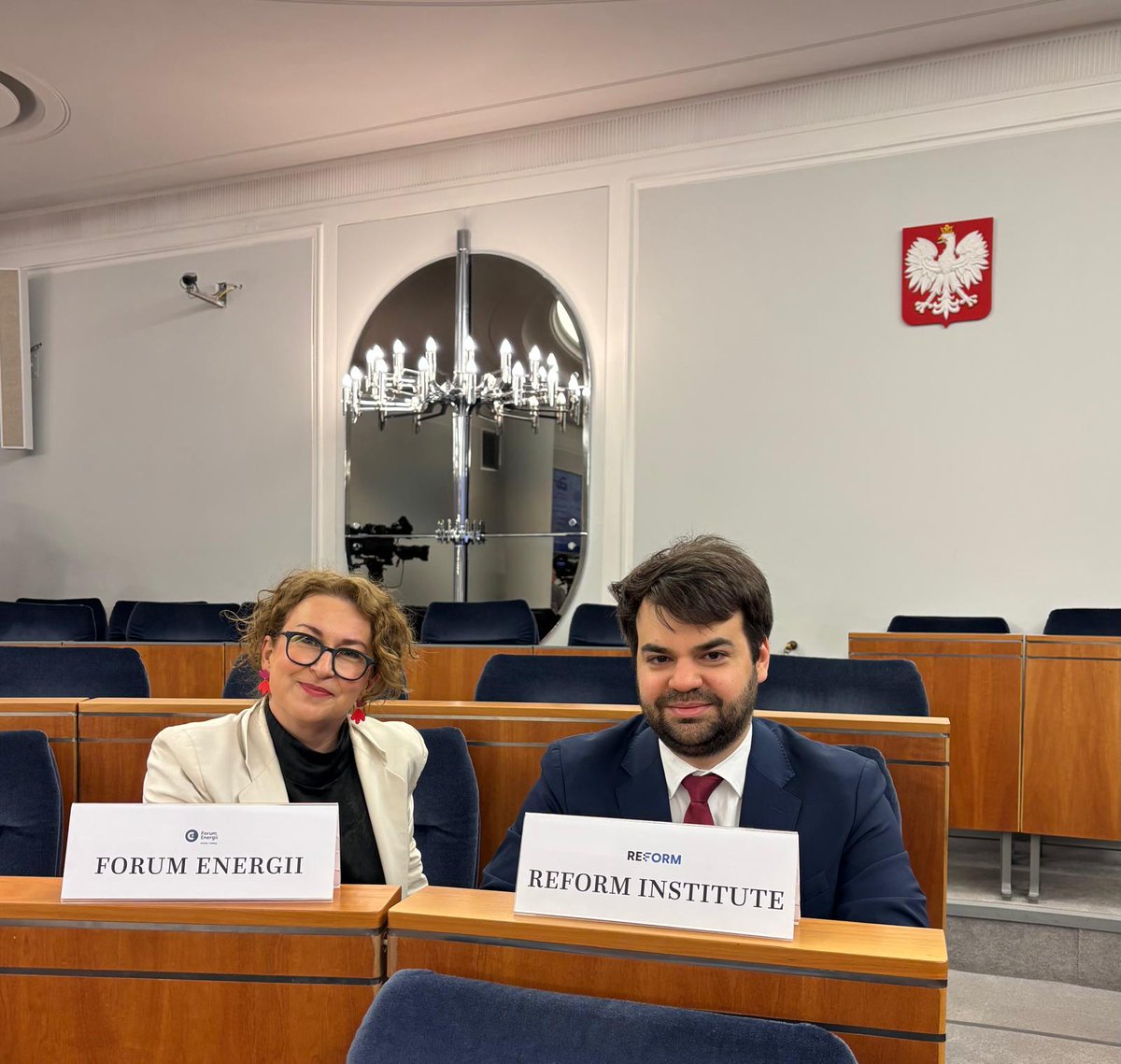 Jesteśmy w senacie na spotkaniu przewodniczących komisji ds. klimatu i energii „Energetyka zeroemisyjna a konkurencyjność i bezpieczeństwo UE”.

To dobra okazja do debaty o #CleanIndustrialDeal #CompetitivenessCompass.

Warto posłuchać! Transmisja na żywo: senat.gov.pl/transmisje/bie…