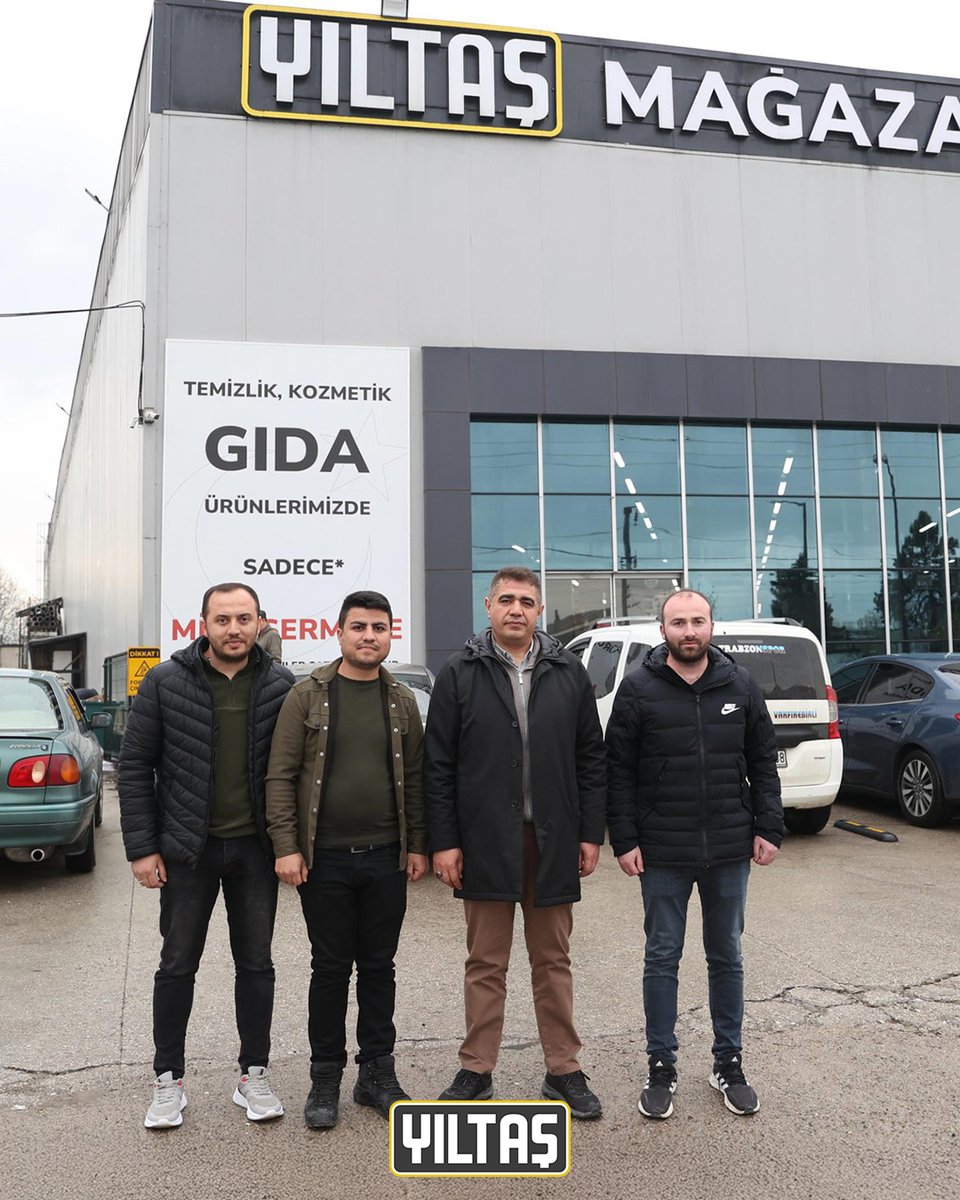Yıltaş Mağazacılık A.Ş (@yiltascom) on Twitter photo Düzce Valimiz Sayın <a href="/ValiSelcukAslan/">Selçuk Aslan</a>'ı Yıltaş mağazamızda ağırlamaktan büyük mutluluk duyduk.
Sayın Valimize, Mağaza müdürümüz Berkay Kurnaz faaliyetlerimiz, istihdama katkımız ve bölgesel çalışmalarımız hakkında bilgi verdi.
Nazik ziyaretleri ve yerel işletmelere verdikleri Düzce Valimiz Sayın <a href="/ValiSelcukAslan/">Selçuk Aslan</a>'ı Yıltaş mağazamızda ağırlamaktan büyük mutluluk duyduk.
Sayın Valimize, Mağaza müdürümüz Berkay Kurnaz faaliyetlerimiz, istihdama katkımız ve bölgesel çalışmalarımız hakkında bilgi verdi.
Nazik ziyaretleri ve yerel işletmelere verdikleri