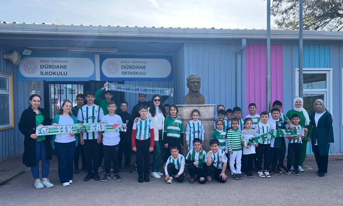 Dürdane İlkokulu ve Ortaokulu (@durdaneokulu) on Twitter photo Şampiyon Bursaspor🐊
Bu başarıda emeği geçen tüm futbolculara, yönetim ekibine, büyük Bursaspor taraftarına teşekkür ederiz. <a href="/BursasporSk/">Bursaspor</a> <a href="/bursasportv73/">Bursaspor TV</a> <a href="/bsmedya/">Bursaspor Medya</a> Şampiyon Bursaspor🐊
Bu başarıda emeği geçen tüm futbolculara, yönetim ekibine, büyük Bursaspor taraftarına teşekkür ederiz. <a href="/BursasporSk/">Bursaspor</a> <a href="/bursasportv73/">Bursaspor TV</a> <a href="/bsmedya/">Bursaspor Medya</a>
