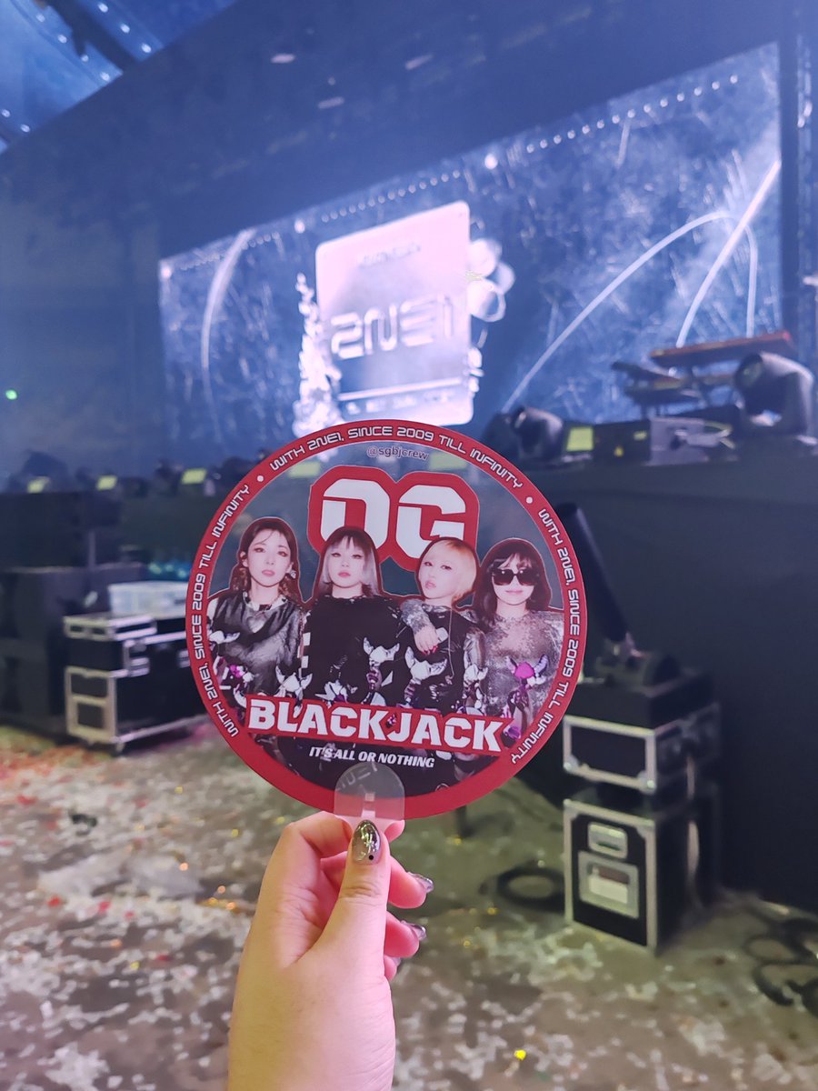 21Panda_97's tweet photo. @krungy21 what do you think about this OG BLACKJACK fan? 😉 https://t.co/cMCPLrV10j