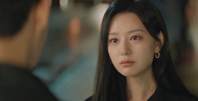 kangsolae's tweet photo. never shutting my mouth about the acting feast jiwon served in this scene. the way she perfectly showcased the look of disbelief, betrayal, heartbreak, and disappointment all at once with minimal to no dialogue had me gagged and getting goosebumps all over https://t.co/Kzvh9tyhTQ