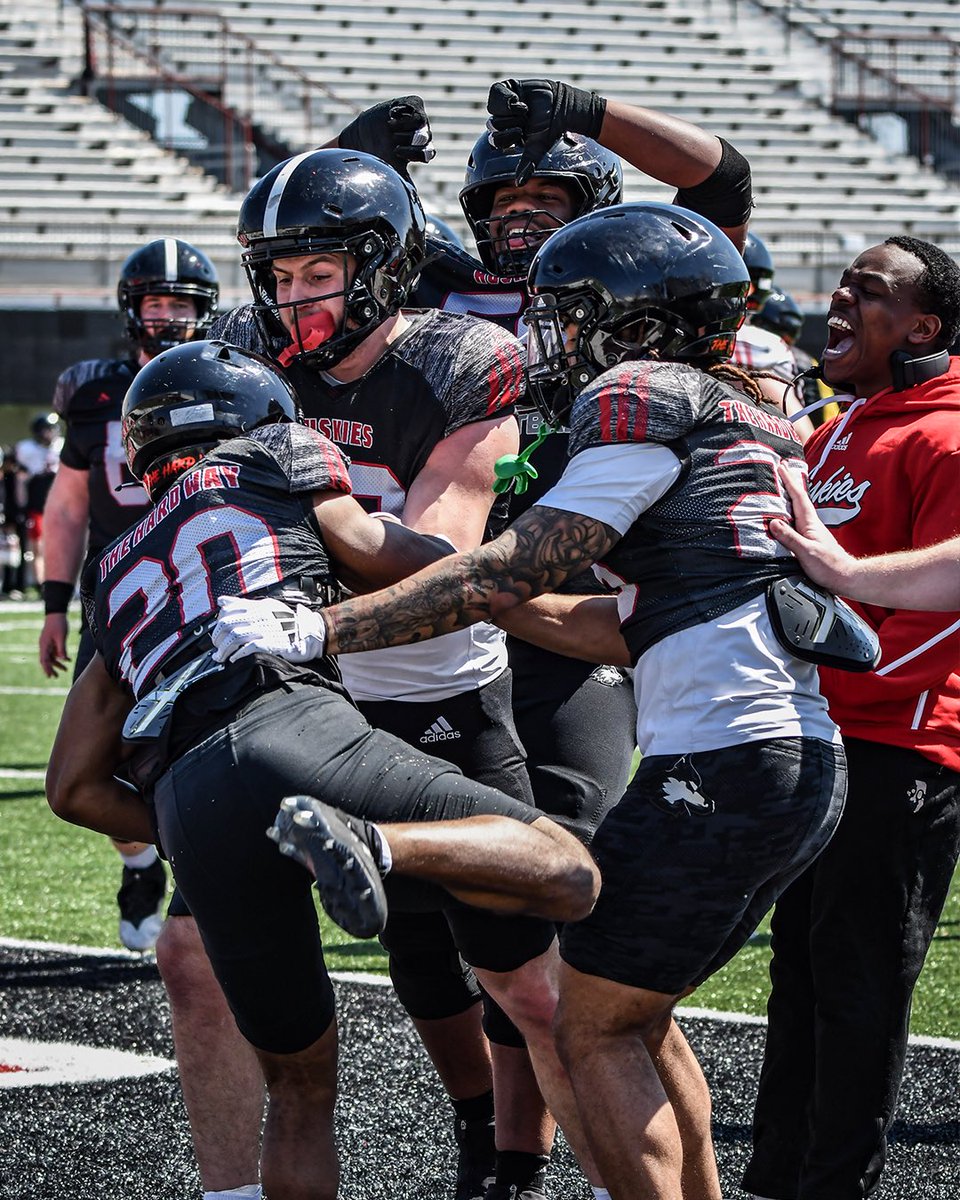 NIU_Football's tweet image. Your biggest opponent isn’t “the other guy”…it’s who you see in the mirror.🐾🔥

#1PACK | #HEAT | #TheHardWay 🦴