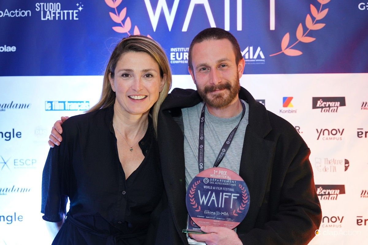 awai studio tweet media