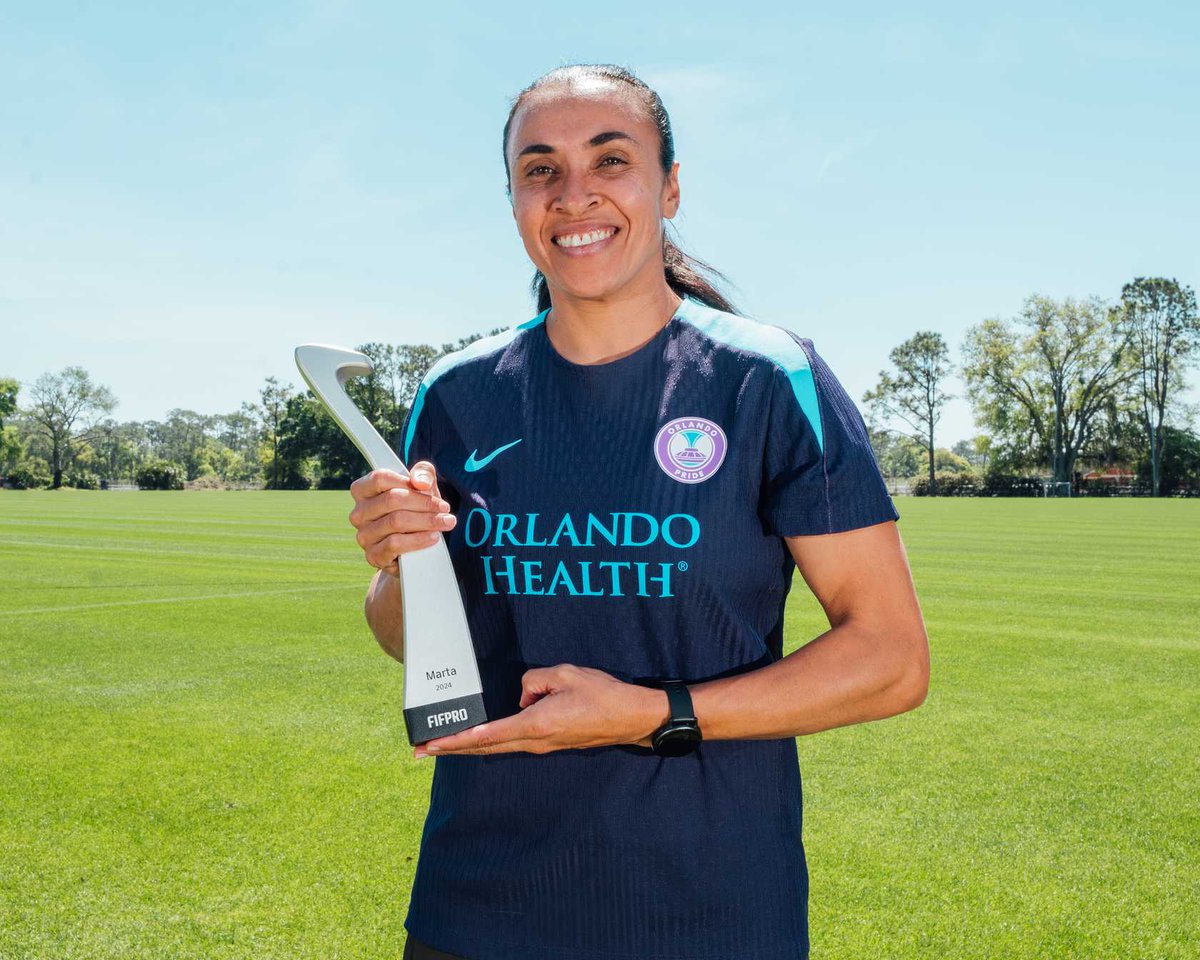 Two of the best in the world, chosen by their peers around the world ✨

Congratulations <a href="/BarbraBanda11/">Barbra Banda</a> &amp; <a href="/martavieiras10/">Marta Vieira da Silva</a> on being named to the 2024 <a href="/FIFPRO/">FIFPRO</a> #World11 🏆