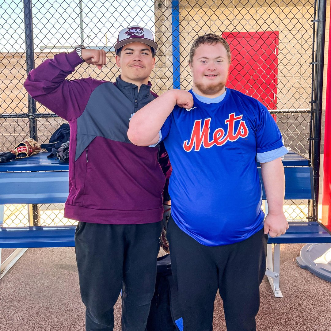rucoschools's tweet photo. On Saturday, the Eagleville High School baseball team proudly represented Rutherford County Schools by volunteering their time and support at Miracle Field.
#birdsflyinghigh
πΈ: Lawson Latta / Eagleville School https://t.co/gSs2zkhtXF