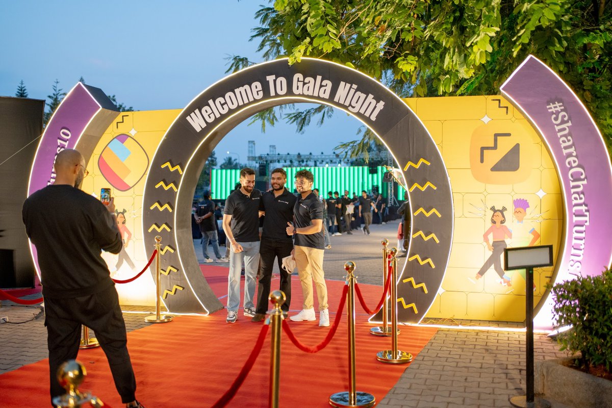 𝐖𝐞 𝐭𝐮𝐫𝐧𝐞𝐝 𝐜𝐚𝐬𝐡𝐟𝐥𝐨𝐰 𝐩𝐨𝐬𝐢𝐭𝐢𝐯𝐞!

At ShareChat &amp; Moj, we’ve spent the last two years relentlessly focused on achieving company-level cashflow profitability — optimizing server costs, scaling both our ads and micro-transaction revenue lines, and building one of