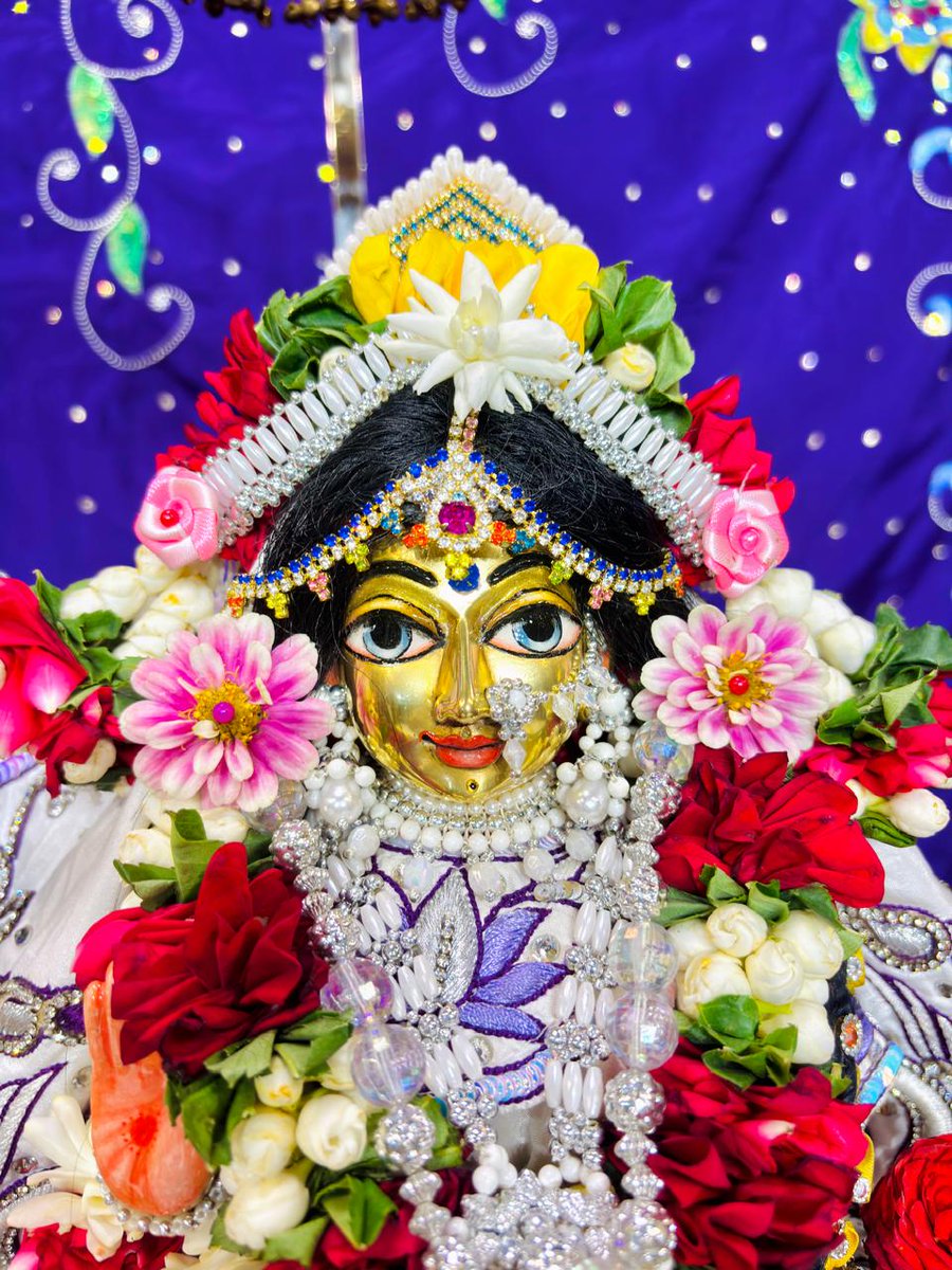 ISKCON Dwarka Delhi (@iskcon_dwarka) on Twitter photo श्री रुक्मिणी द्वारकाधीश - 14th April 2025
हरे कृष्ण
हरे कृष्ण
कृष्ण कृष्ण हरे हरे ।
हरे राम
हरे राम
राम राम हरे हरे ||
#dailydarshan #iskcondwarka #rukminidwarkadhish #harekrishna #krishnakrishna #radharani #krishnaconsciousness #lordkrishnasongs श्री रुक्मिणी द्वारकाधीश - 14th April 2025
हरे कृष्ण
हरे कृष्ण
कृष्ण कृष्ण हरे हरे ।
हरे राम
हरे राम
राम राम हरे हरे ||
#dailydarshan #iskcondwarka #rukminidwarkadhish #harekrishna #krishnakrishna #radharani #krishnaconsciousness #lordkrishnasongs
