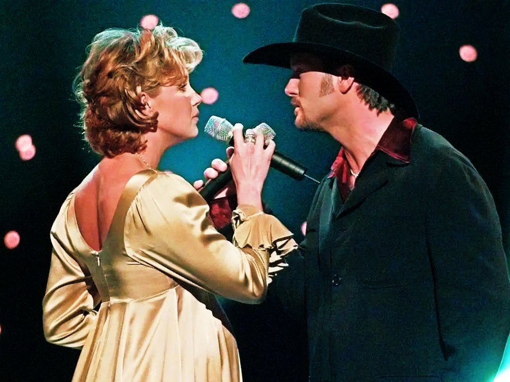 S 🤠💃🏻🌹 tweet media