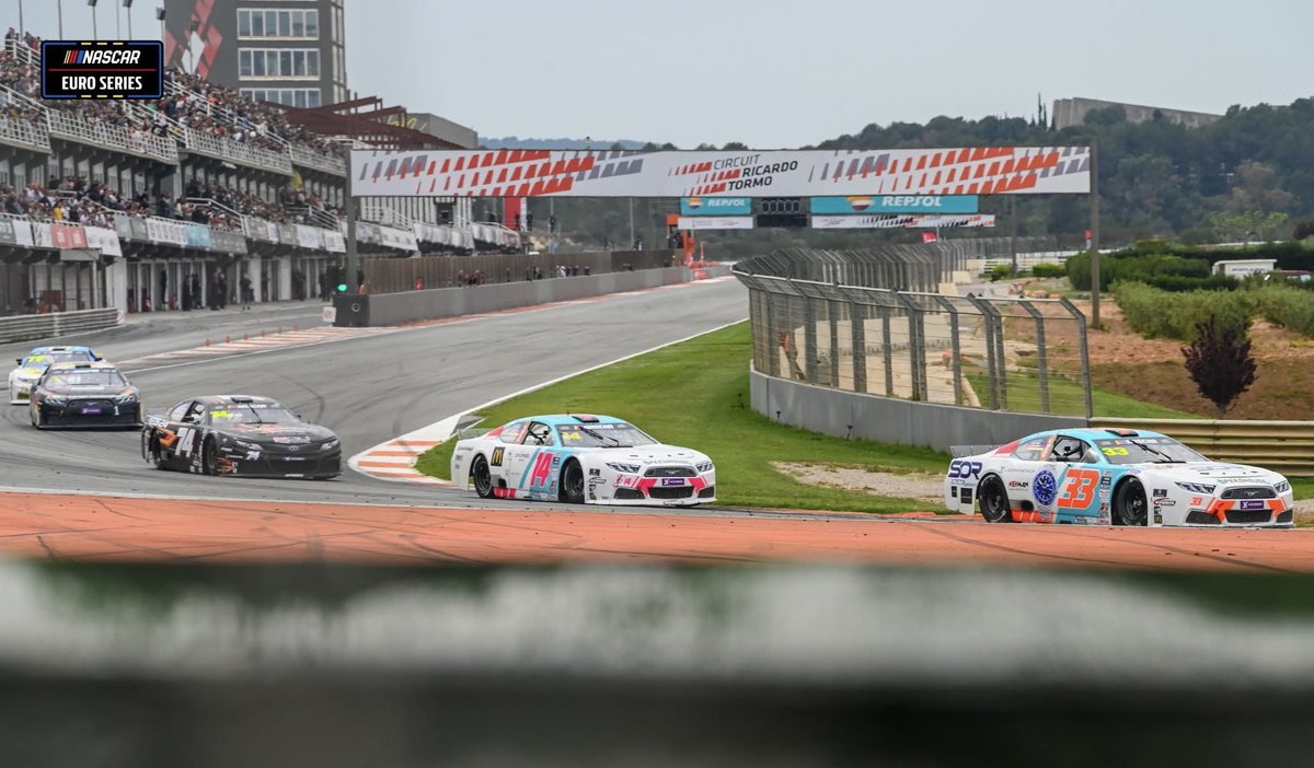 ulyssedelsaux10's tweet image. 🇺🇸 Result of the weekend in Valencia in Spain 🇪🇸:

Race 1 : P11
Race 2 : Retired

Next stop Vallelunga in Italy on May 17th and 18th 🇮🇹

@EuroNASCAR @CircuitValencia #Speedhouse