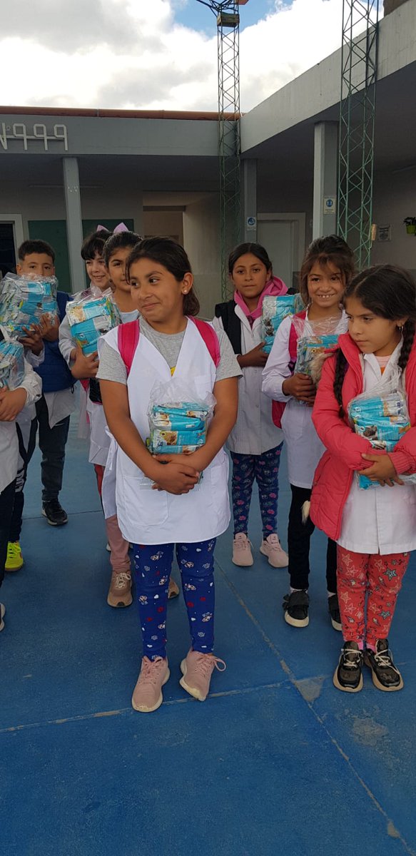 Programa1700D's tweet image. 🔔 El programa #MisPrimeros1700Días sigue llegando a las familias de Frías y el Dpto. Choya, con la entrega de productos nutricionales que acompañan el desarrollo saludable de la primera infancia.