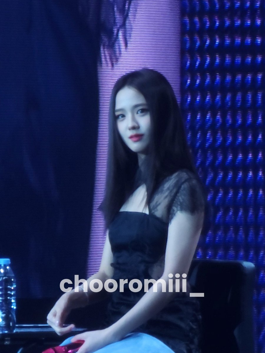 chooromiii_'s tweet photo. 20250329 JISOO ASIA TOUR IN HK 
🫶🏻
#JISOOFanmeet2025 #JISOOinHK #LIGHTS_LOVE_ACTION #jisoo #지수 #JisooFANMEET #jisooinhongkong @officialBLISSOO https://t.co/tQCMQ0KK67