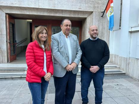 joosevillagran's tweet photo. #Elecciones2025 "Nosotros no trabajamos para conquistar un voto trabajamos para que Santa Fe esté mejor" dijo esta mañana el intendente @juan_poletti esta mañana junto a @marialuengook y @chechobasile. https://t.co/Ly2nJK0qYs