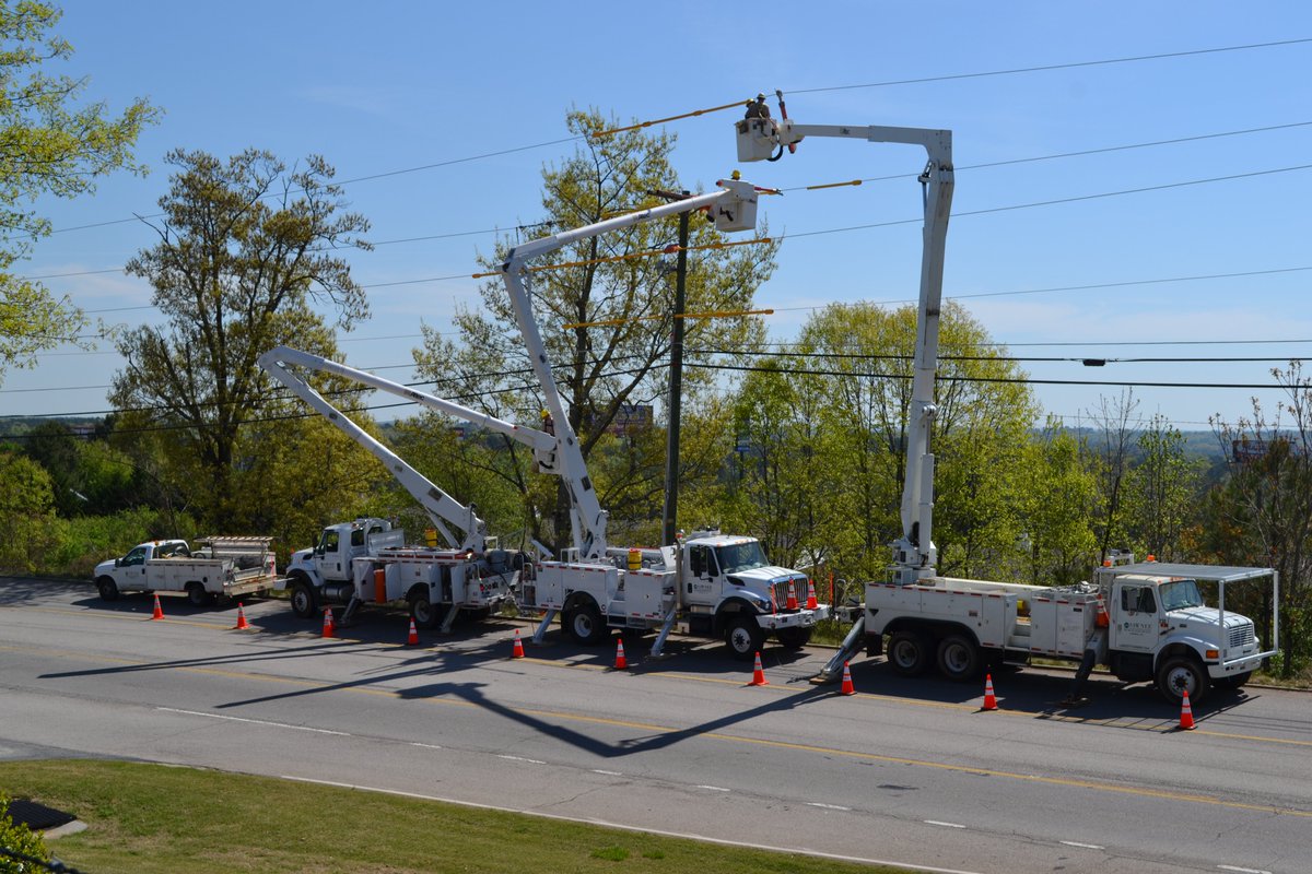 It’s Lineman Appreciation Day! Today, we celebrate the incredible dedication and hard work of our linemen who keep the power flowing to your homes and businesses. We are thankful for our linemen for their exceptional service. They are the power behind our power!
#ThankALineman
