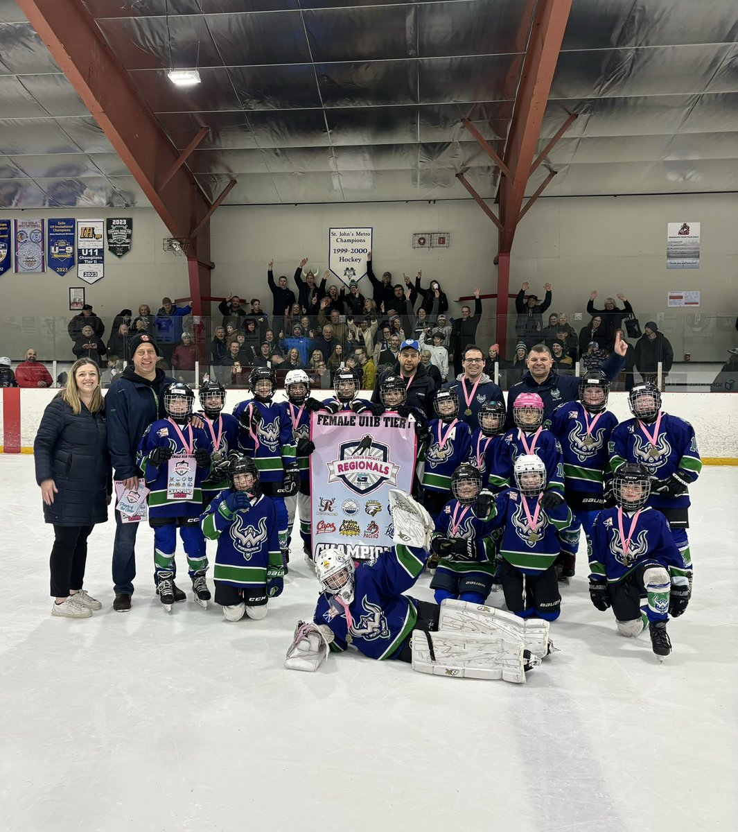 Our U11B girls won gold in Tier 1 of their regional tournament in Goulds! The girls worked so hard and showed such teamwork and sportsmanship all weekend. 

Congratulations!! Go Warriors! 💙💚🥇
