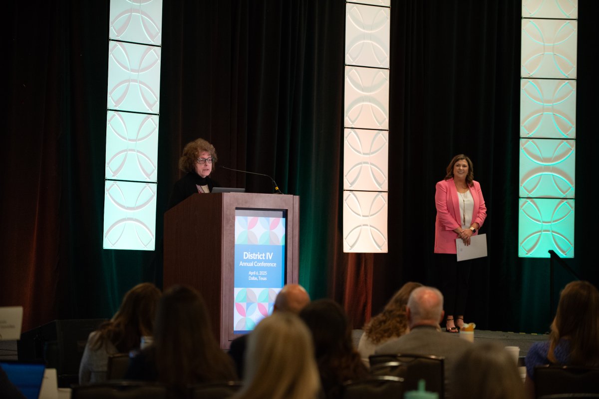 Congratulations to Ann Hatch, recipient of the CASE District IV Hall of Fame Award! With 35 years in higher education communications and deep service to <a href="/CASEAdvance/">CASE</a>, she’s shaped the field and inspired many. Thank you, Ann, for your leadership, impact and dedication! #CaseD4