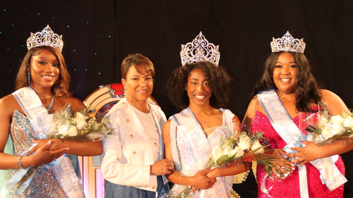 SpelmanPres's tweet image. Congratulations to our newly crowned Miss Spelman 2025-2026, Taylor Mills! We also celebrate her court—First Attendant, Chelsea Benton and Second Attendant, Aziyah Harps. I am filled with joy and pride as I witness the continued legacy of excellence, sisterhood and leadership…
