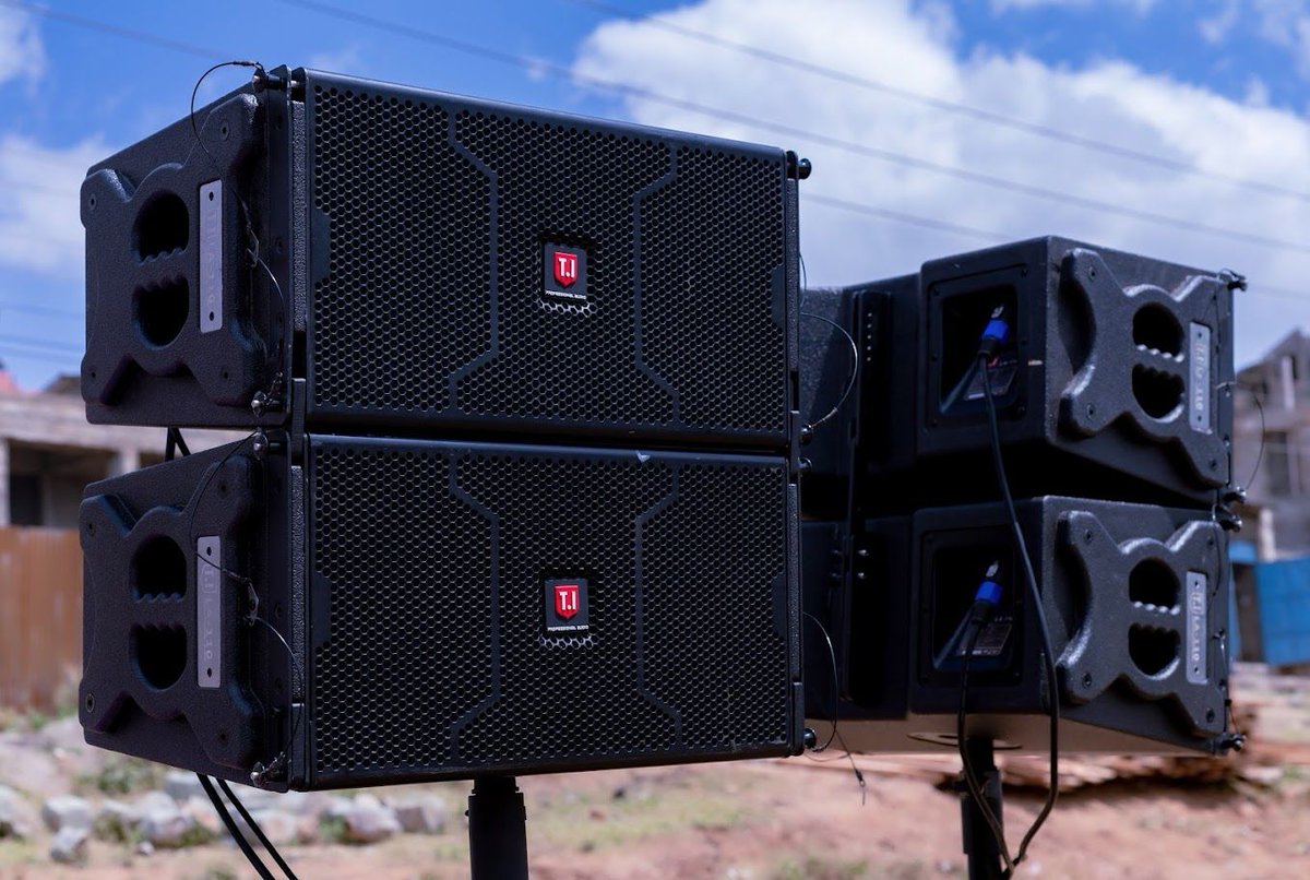 MaxtonMediaKE's tweet image. Turn up the volume and feel the vibe! 🎶🔥 
#SoundSystem #ProAudio #MusicVibes #BassBoost #PartyMode #SpeakerGoals #AudioExperience #TrendingNow #mondaymorning  #MondayMotivation