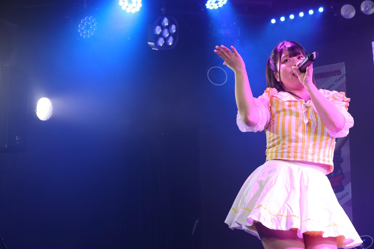 sphere_cyan's tweet photo. 2025.4.13 もえぴー生誕祭
Nurserysのオーケストラは別枠として
あむぽんとれんれんのオーケストラが響いたよね。
#RENRI
#朝日奈あむ︎︎
#BREAQROSE
#貴野萌生誕祭2025 https://t.co/wbdHJ76zNZ