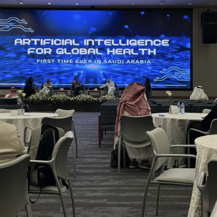 _sara_kh20's tweet photo. تشرفت بقبولي والمشاركة في هاكاثون Harvard HSIL 2025، تجربة ثرية جمعتني بعقول مبدعة وفرق من تخصصات متعددة. كنت قائدة فريق، واستفدت كثير وتعلمت أشياء جديدة أعتز فيها، وكل لحظة كانت تستحق. ⭐️

#HSILHackathon2025 #Harvard #الابتكار_الصحي https://t.co/R4QRUe7WPF