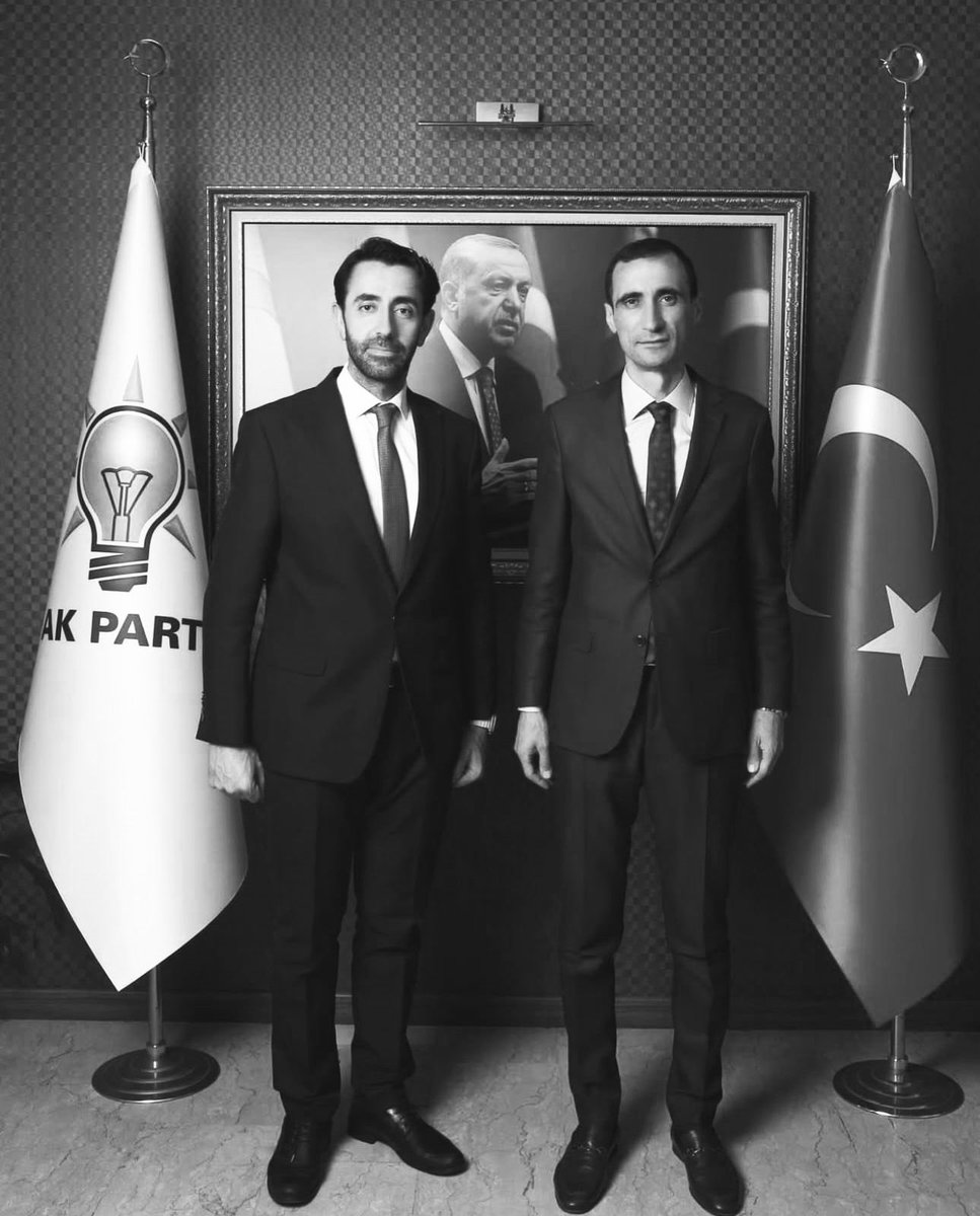 Yönetim Kurulu Üyemiz İlker Bekdaş kardeşimin vefatını derin bir teessürle öğrenmiş bulunuyoruz.Dava şuuru yüksek, vefakâr, mütevazı kişiliğiyle gönüllerimizde müstesna bir yer edinen kıymetli yol arkadaşımıza Allah’tan rahmet, ailesine ve tüm teşkilatımıza sabır ve başsağlığı
