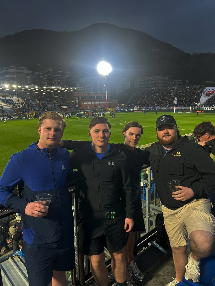 Lewisrowe05's tweet photo. trip of a lifetime with the usual squad🇮🇹

Como 1907 vs Torino⚽️ https://t.co/ObbTiD72hN
